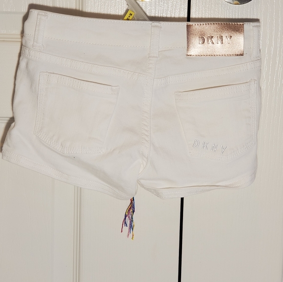 Tiny, Whiny, Teeny, Meeny. - Picture 2 of 2